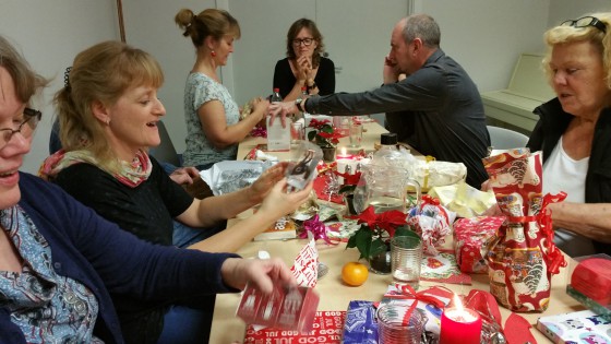 Pakkeleg efter julefrokosten :)